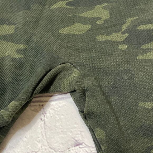 Spanx Seamless Look At Me Know Camo Leggings Green XS - Picture 7 of 10
